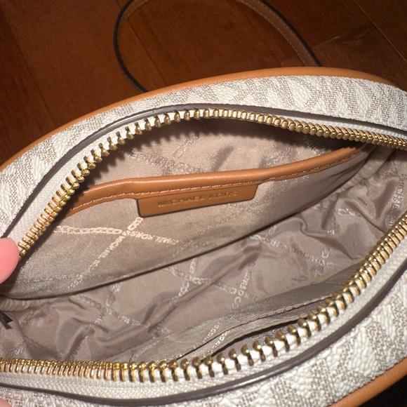 Michael Kors Beige and Tan Crossbody Bag - Picture 3 of 4